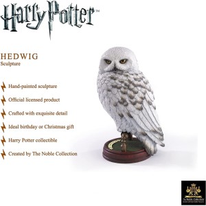 Hedwig statue