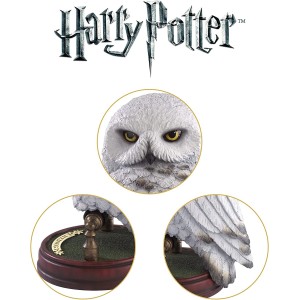 Hedwig statue