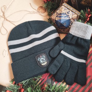 Harry Potter's Ravenclaw official Hat and Gloves