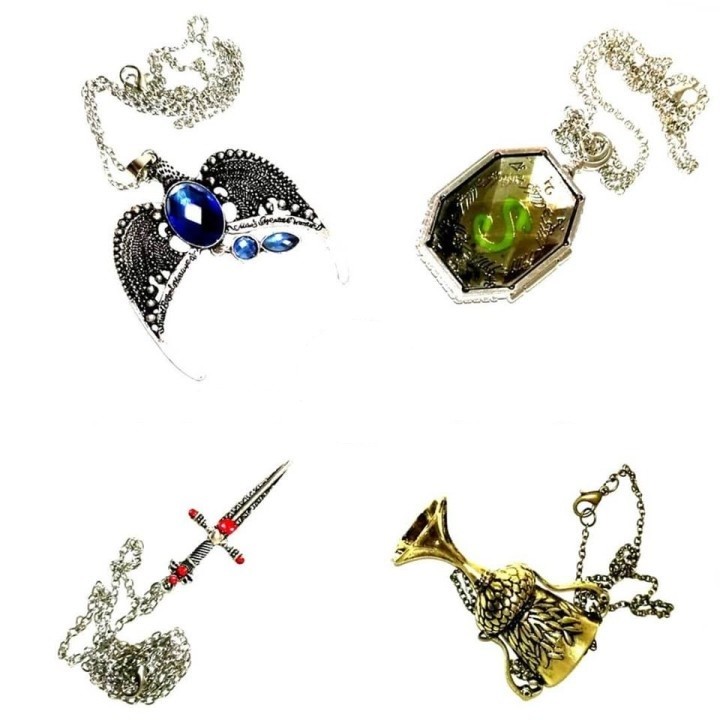 Hausgründer-Gegenstände: Gryffindor, Slytherin, Hufflepuff, Ravenclaw