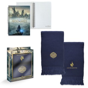 Hogwarts Legacy Kit -  Scarf and notebook