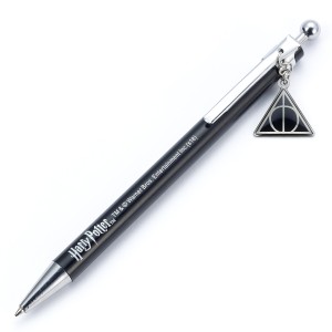 Der Harry Potter Stift mit dem Anhänger der Heiligtümer des Todes