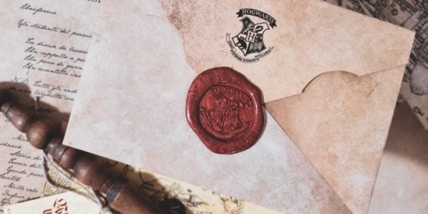 Lettera ammissione e bacchetta artigianale in legno