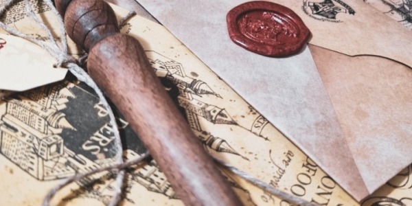 Lettera di Ammissione a Hogwarts + Bacchetta + Mappa del Malandrino